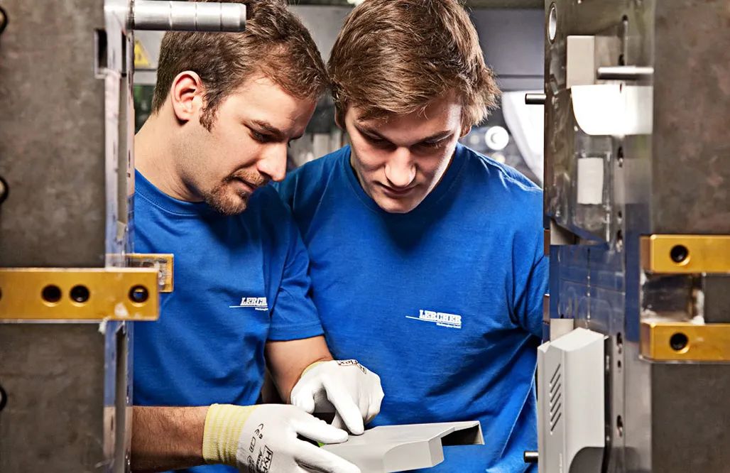 作為技術員，哪些情況下應使用高速注射？